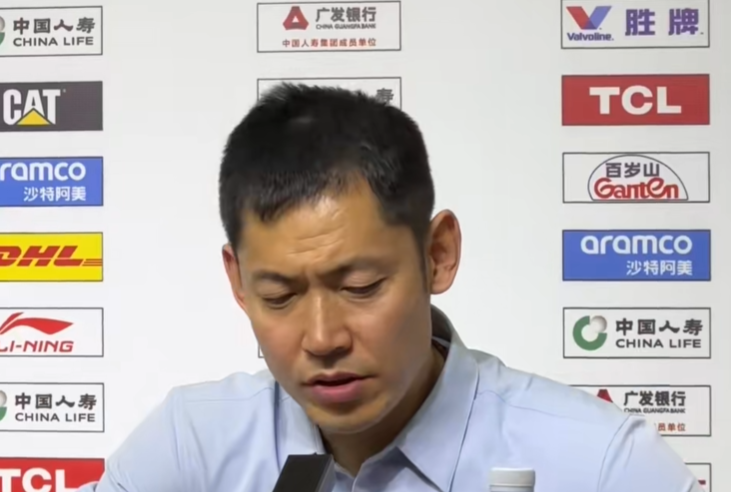 必发网站-输广厦发布会！张庆鹏力挺罗汉琛，谈沈梓捷伤势，仍甩锅球员！